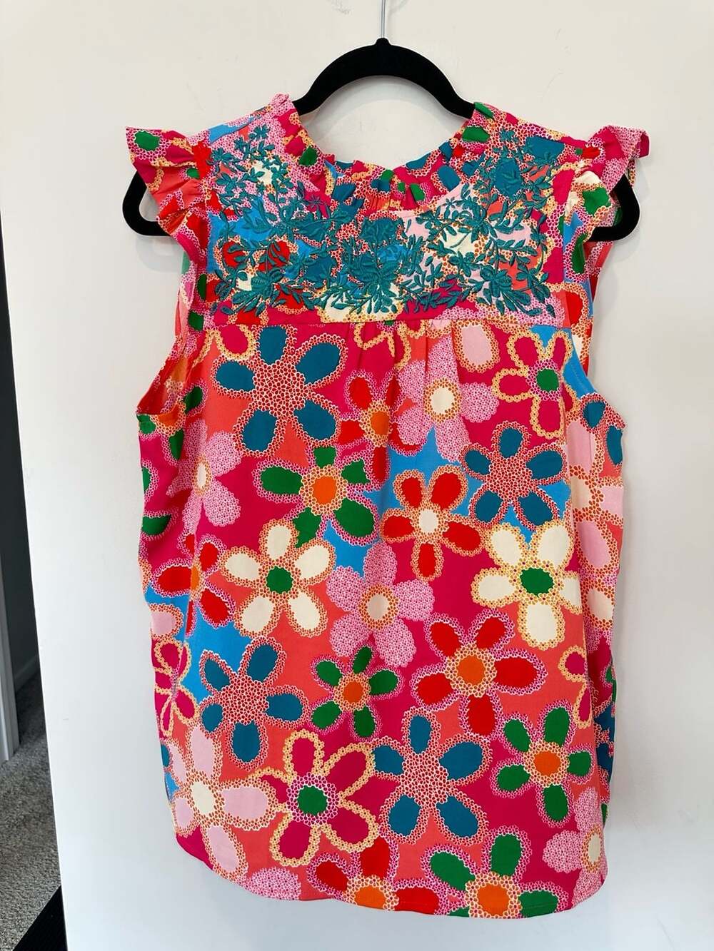 FARM Rio Multicolored Floral Print Embroidered Flutter Sleeve Tank Top
